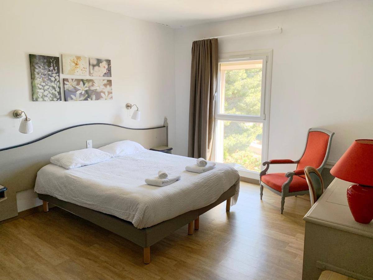 Appartements Des Joncas Мартиг Экстерьер фото