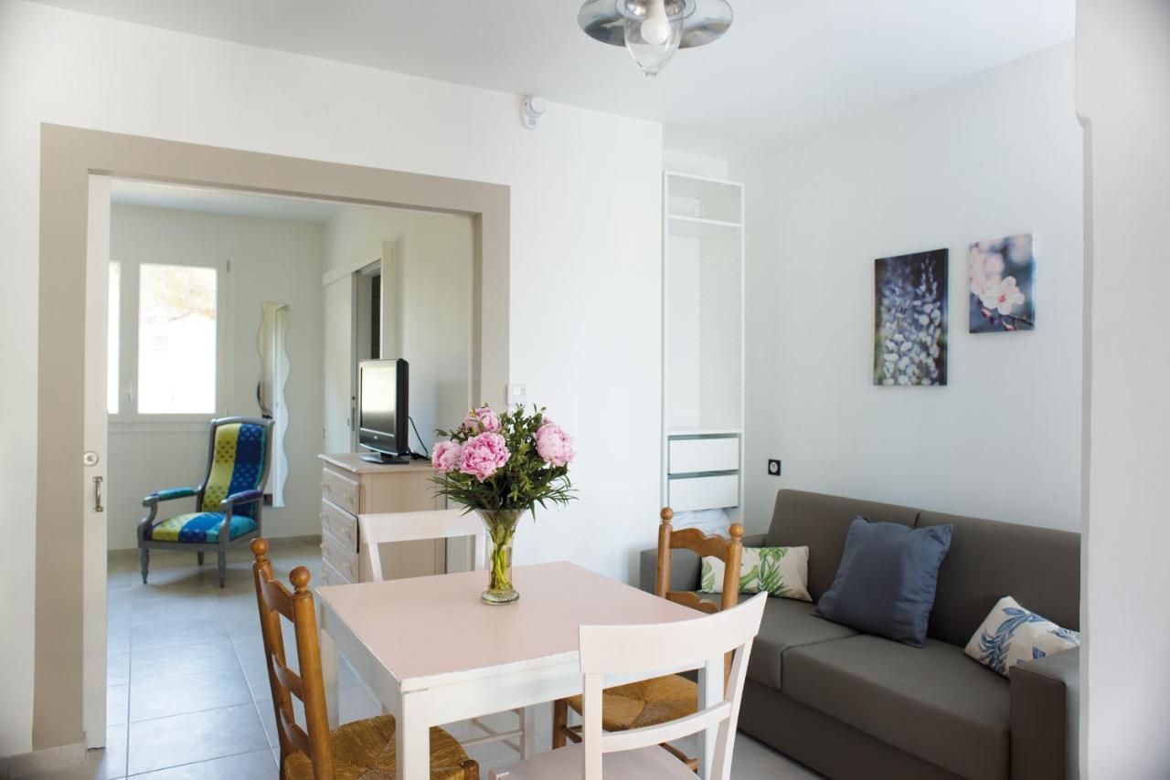 Appartements Des Joncas Мартиг Экстерьер фото