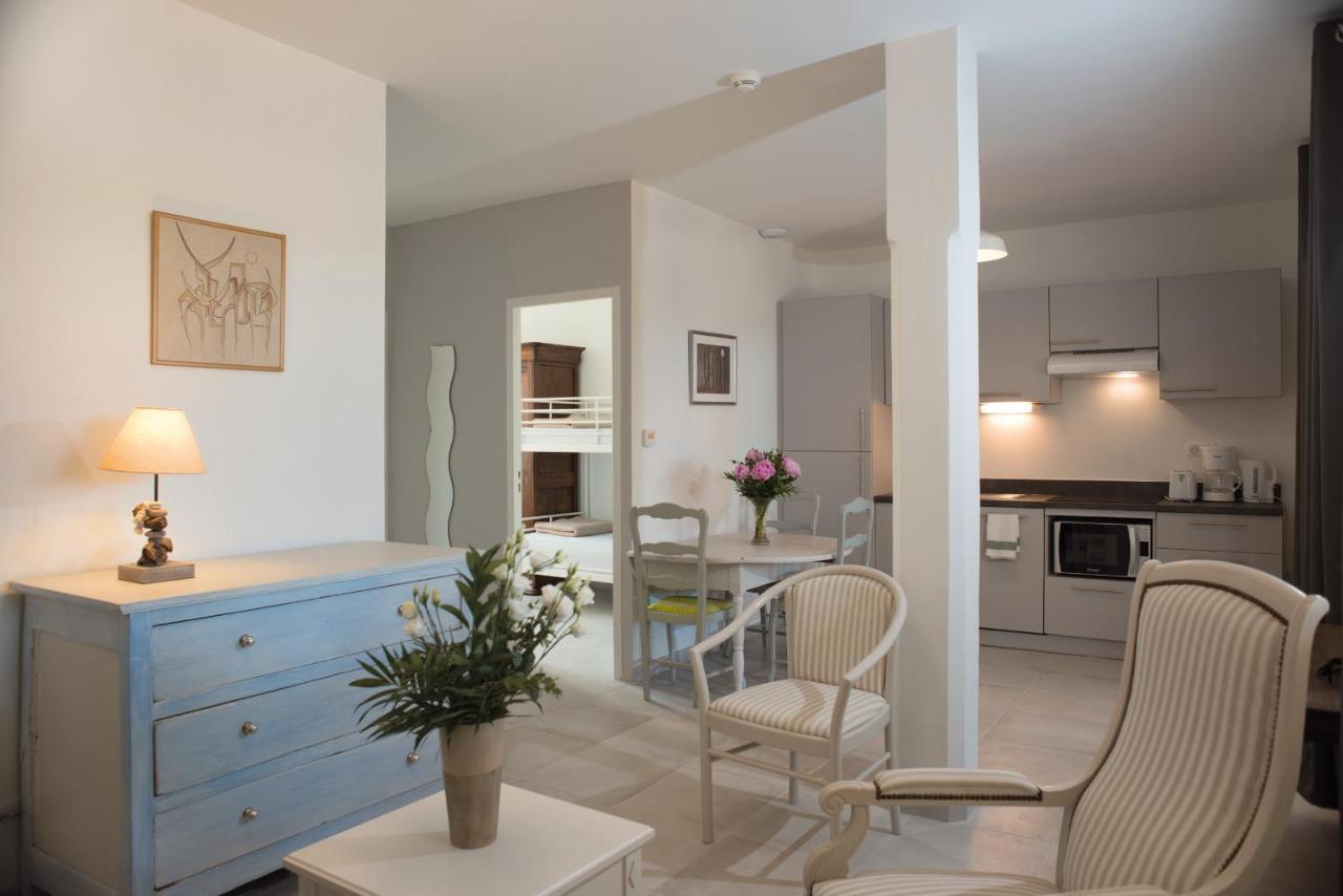 Appartements Des Joncas Мартиг Экстерьер фото