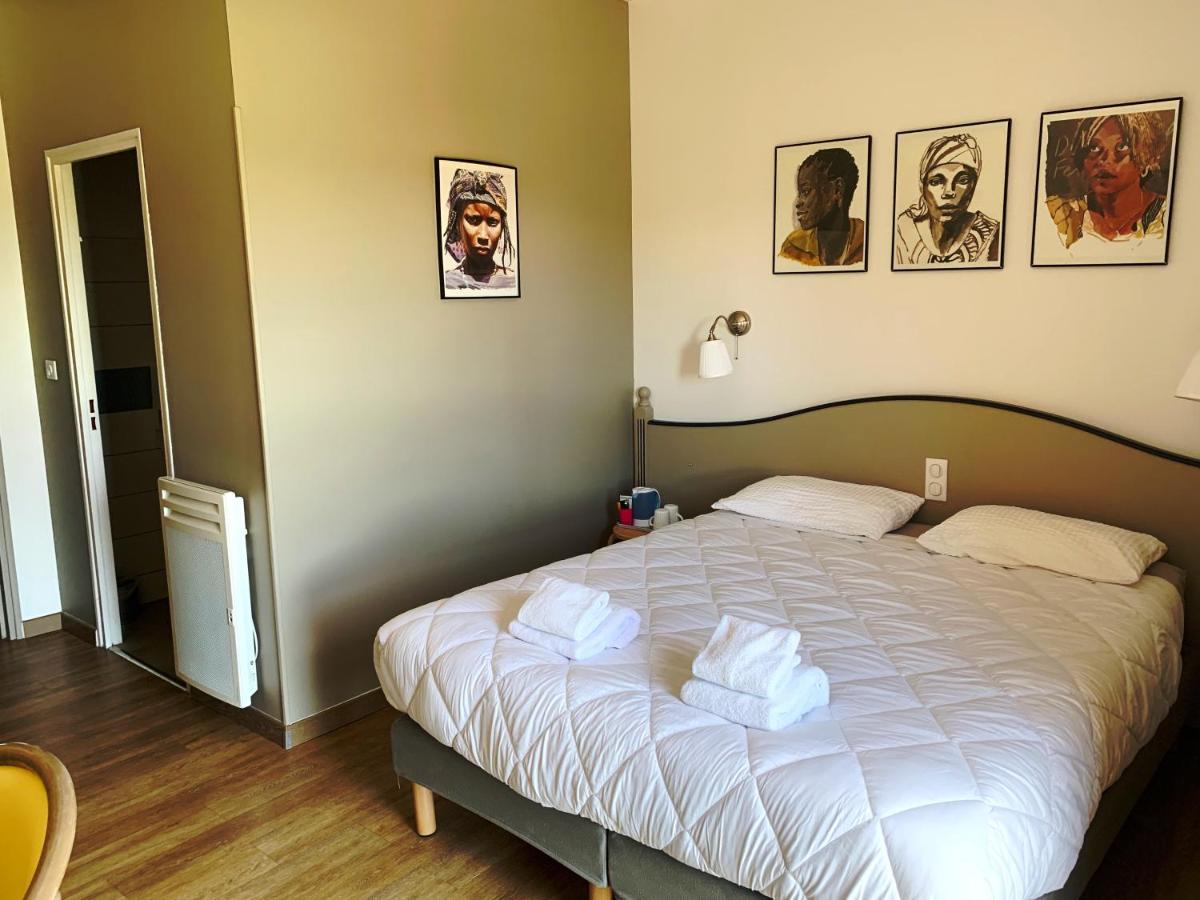 Appartements Des Joncas Мартиг Экстерьер фото